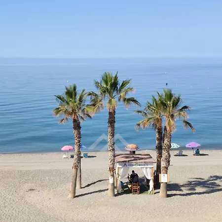 Quiet Beachfront La Herradura (Granada)