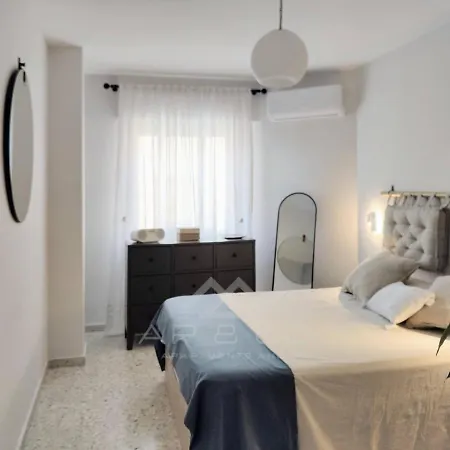 Quiet Beachfront Apartment La Herradura (Granada)