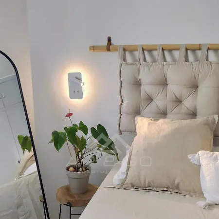 Quiet Beachfront Apartment